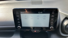 Toyota Yaris 1.5 Hybrid Design 5dr CVT Hybrid Hatchback